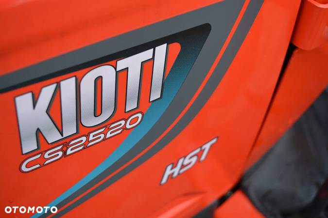 Kioti CS 2520 HST - 20