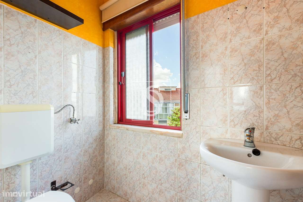 Apartamento T3 Venda em Alverca do Ribatejo e Sobralinho,Vila Franca d-16