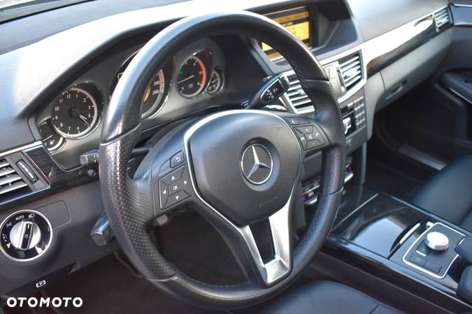 Mercedes-Benz Klasa E 250 CDI 4Matic 7G-TRONIC Avantgarde - 33