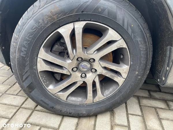 alu felgi 17 volvo xc60 lift 235/65/17 opony jak nowe 23 rok - 3