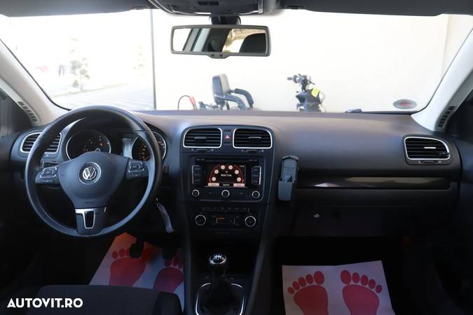 Volkswagen Golf - 9