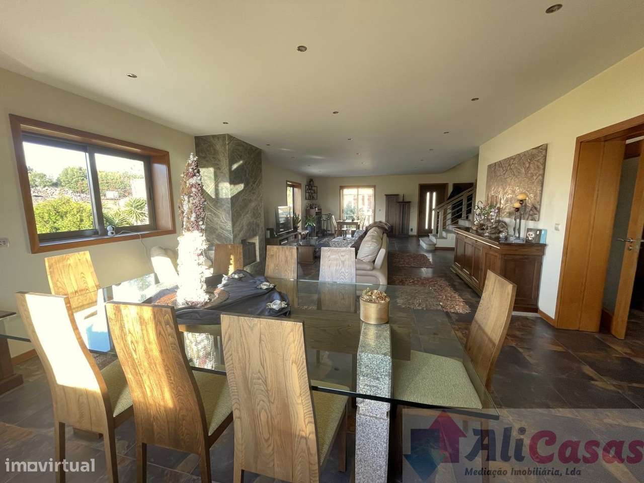 Fantástica Vivenda C/ - Grande imagem: 5/59