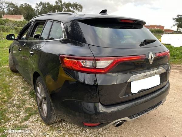 Renault Mégane Sport Tourer 1.5 dCi GT Line - 3