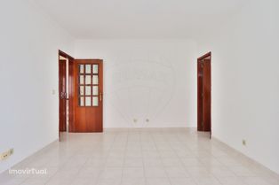 Apartamento T1 para arrendamento