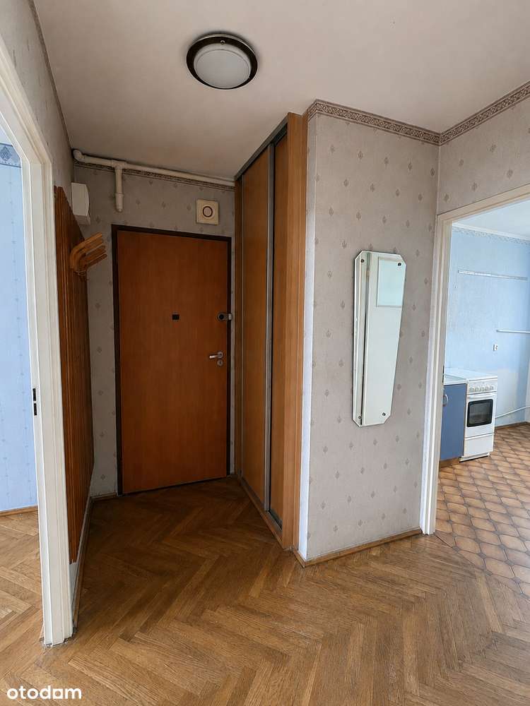 3 pokoje, balkon, piwnica, funkcjonalny układ, blisko centrum i UMP-10