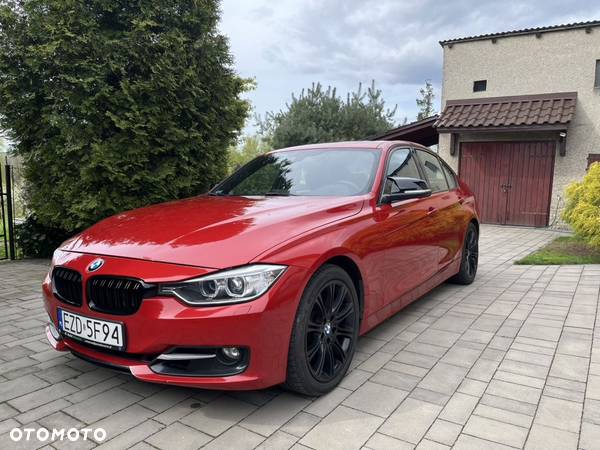 BMW Seria 3 328i Sport Line - 1