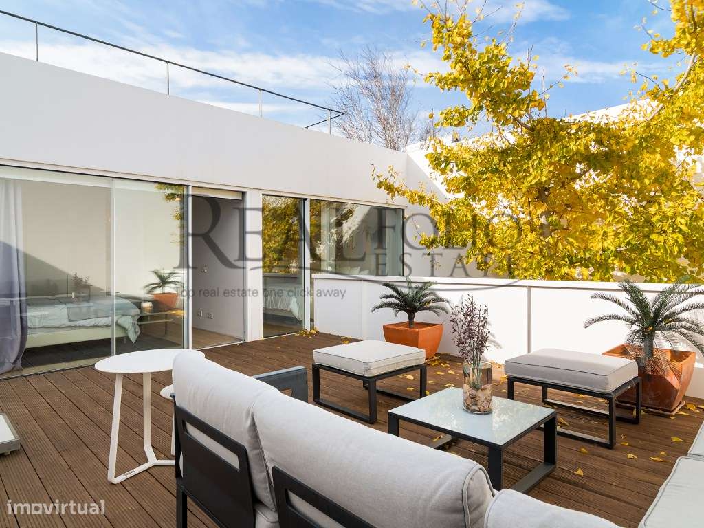 Moradia T3+1 de Luxo na Aldeia de Juzo, Cascais-22