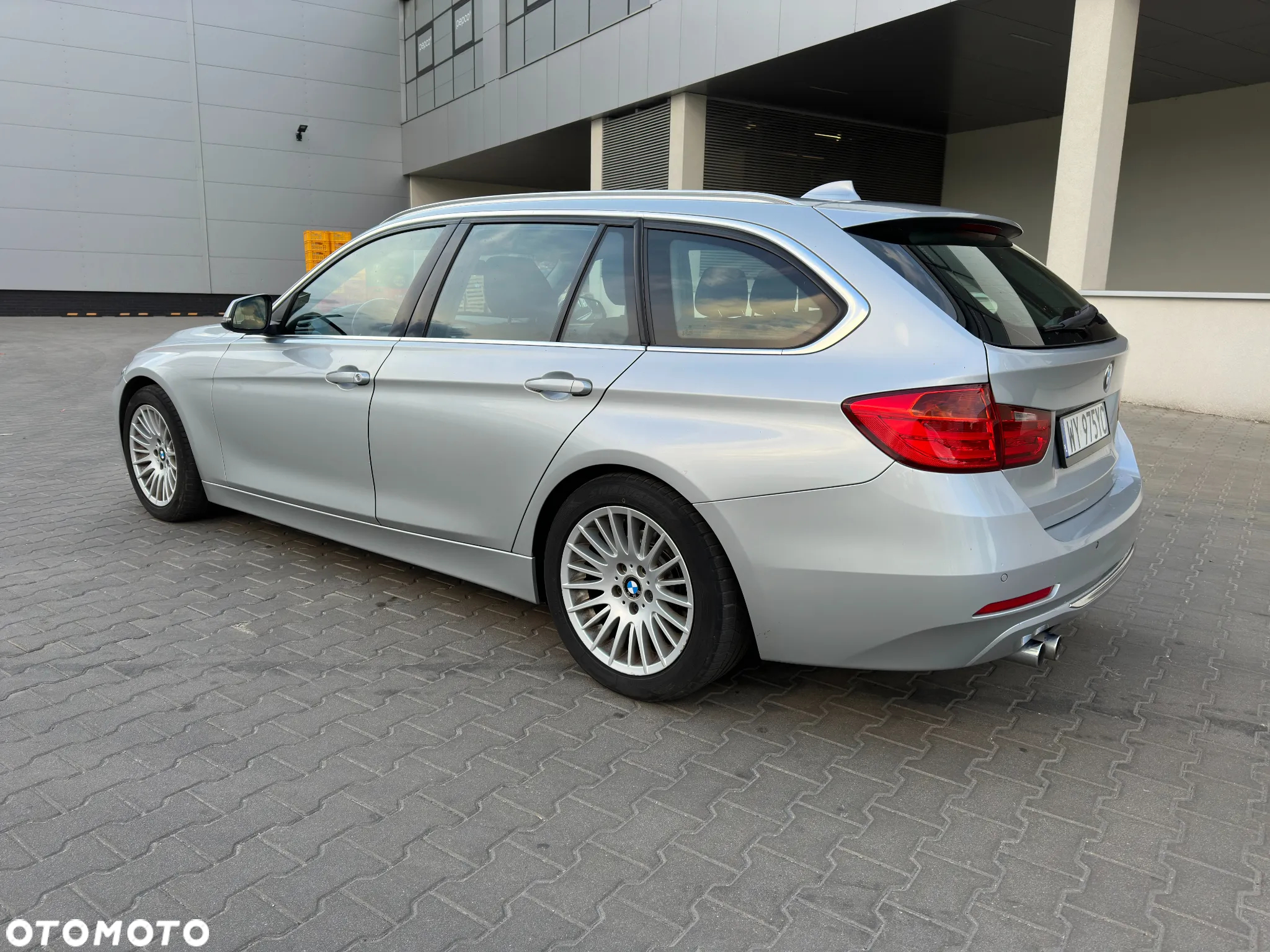 BMW Seria 3 325d Luxury Line - 3
