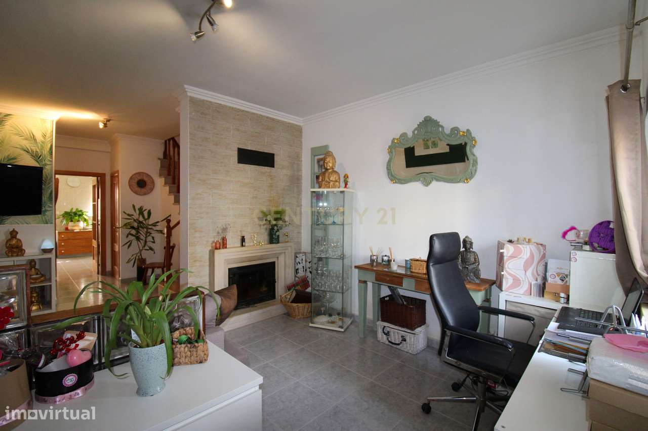 Moradia T3 com sótão. Vista Panorâmica em Localização Privilegiada (Qu - Grande imagem: 5/26