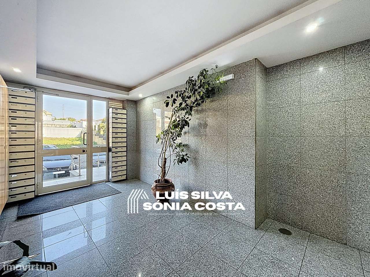 Apartamento T2+1 c/ Varanda, Garagem & Elevador – Zona Muito... - Grande imagem: 5/32