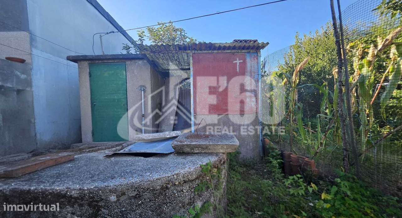MORADIA TÉRREA COM 4 FRENTES E TERRENO DE 2.375M2 PARAMOS-19