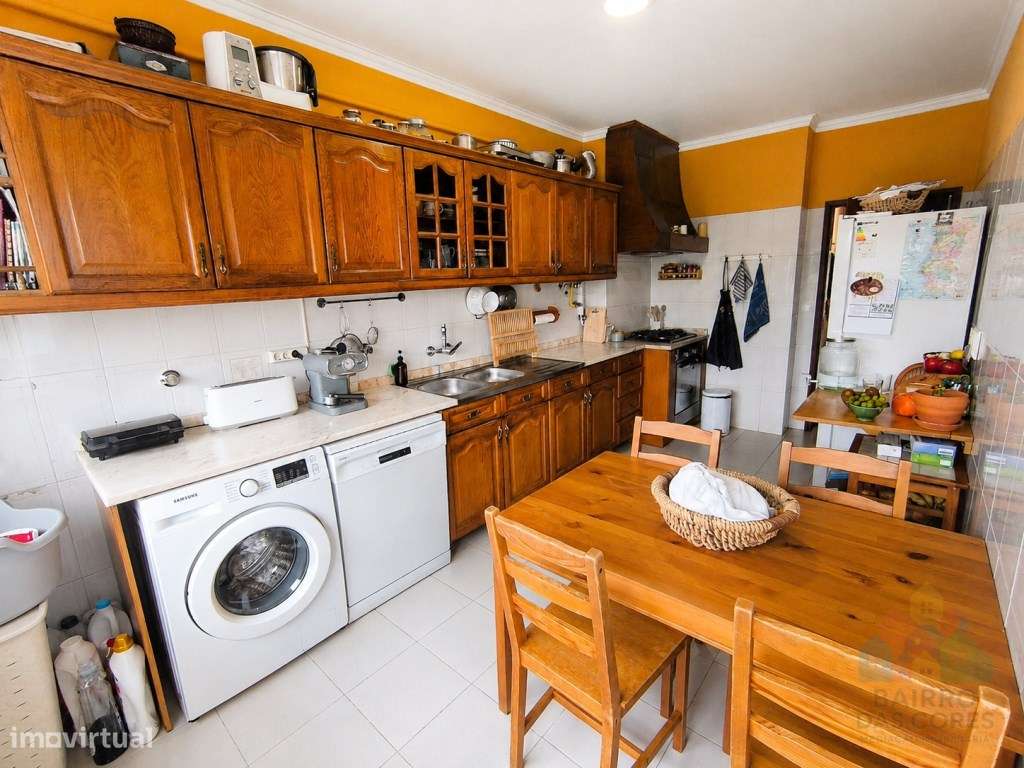 Apartamento com excelente terraço na cidade de Tomar-13