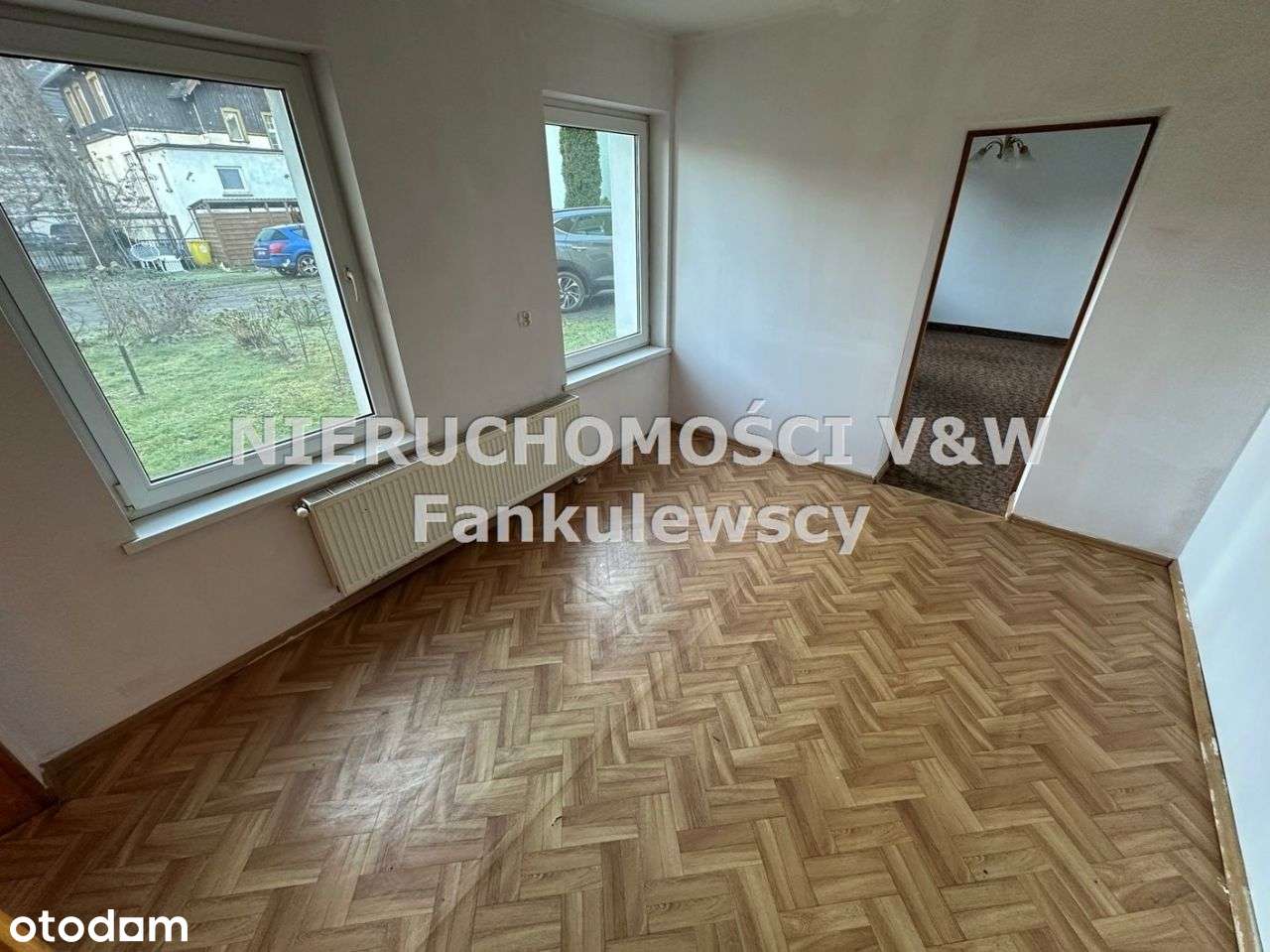 fajna kawalerka- centrum Piechowic-0