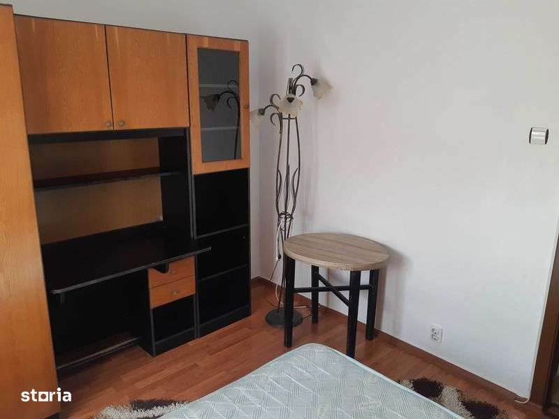 Vand apartament 2 camere - Imagine principală: 5/8