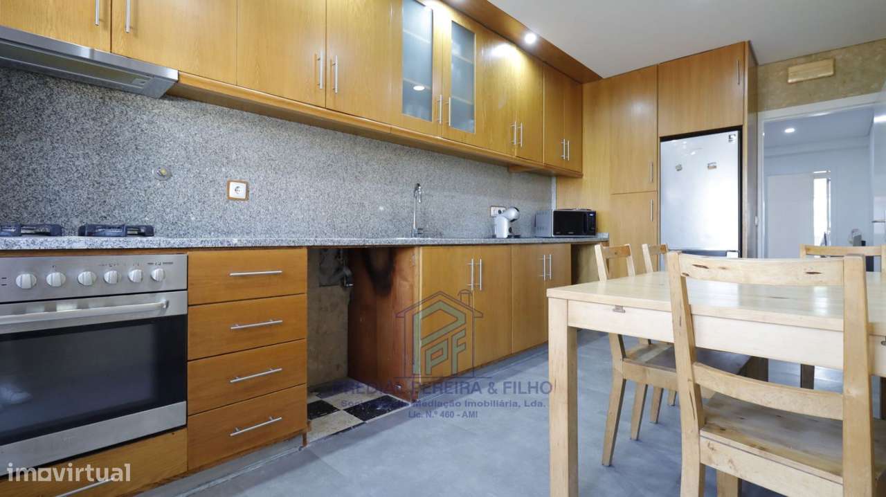 Apartamento Remodelado T3 - Rio Tinto / Próx. Estação CP-9