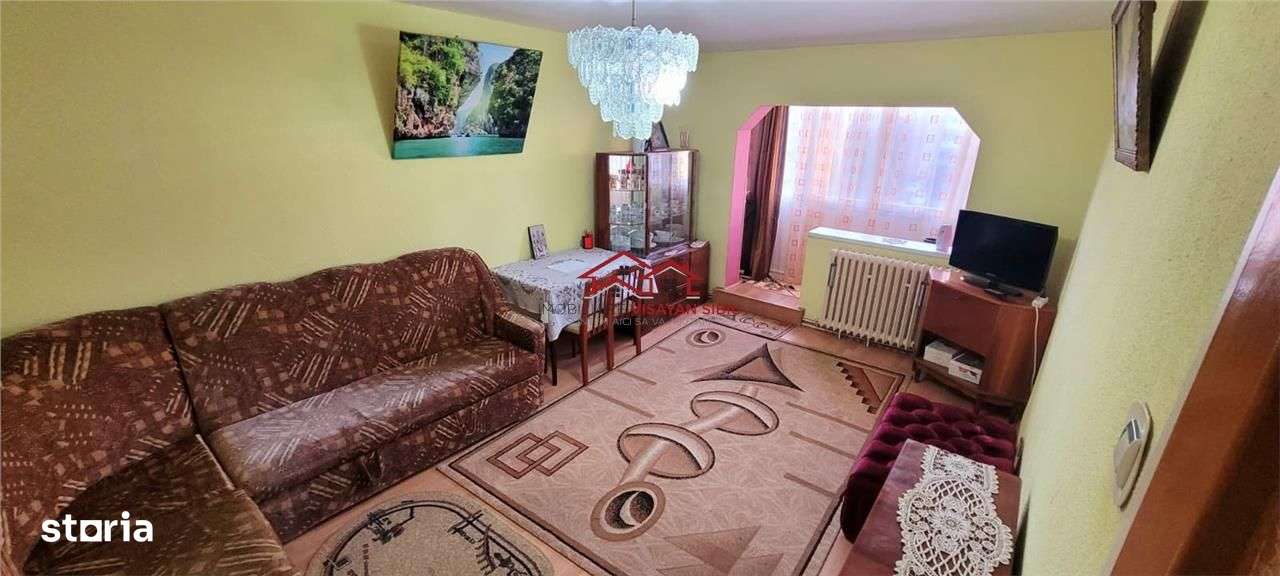 apartament 3 camere,str.Siretului,Sibiu,comision 0-6