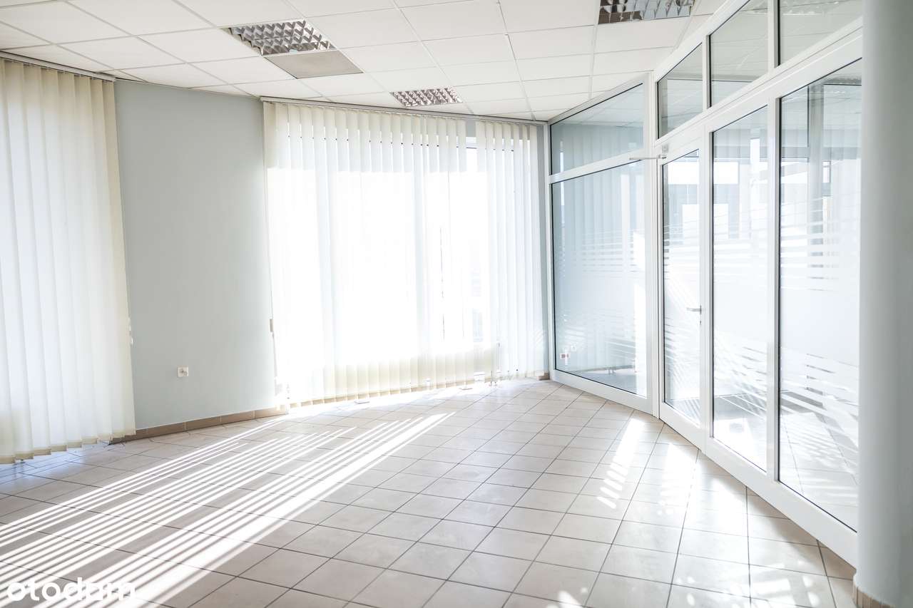 Promocja na 240-metrowy lokal blisko centrum Bydgoszczy - Pełny obrazek: 4/15