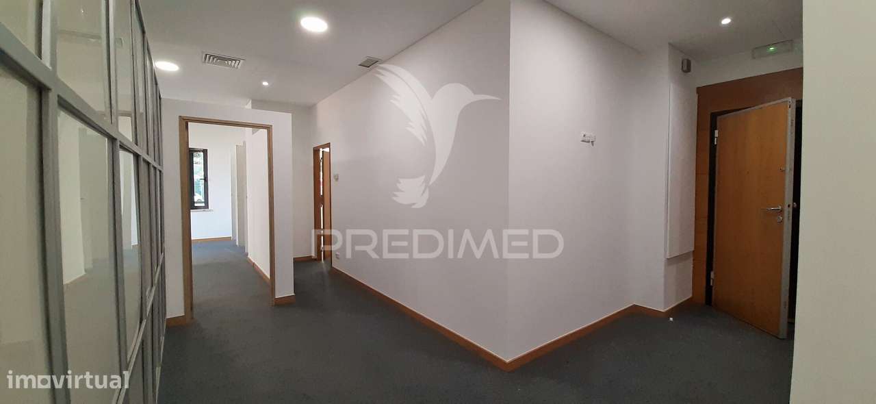 Escritório exclusivo com localização única, pronto a entrar! - Grande imagem: 5/20