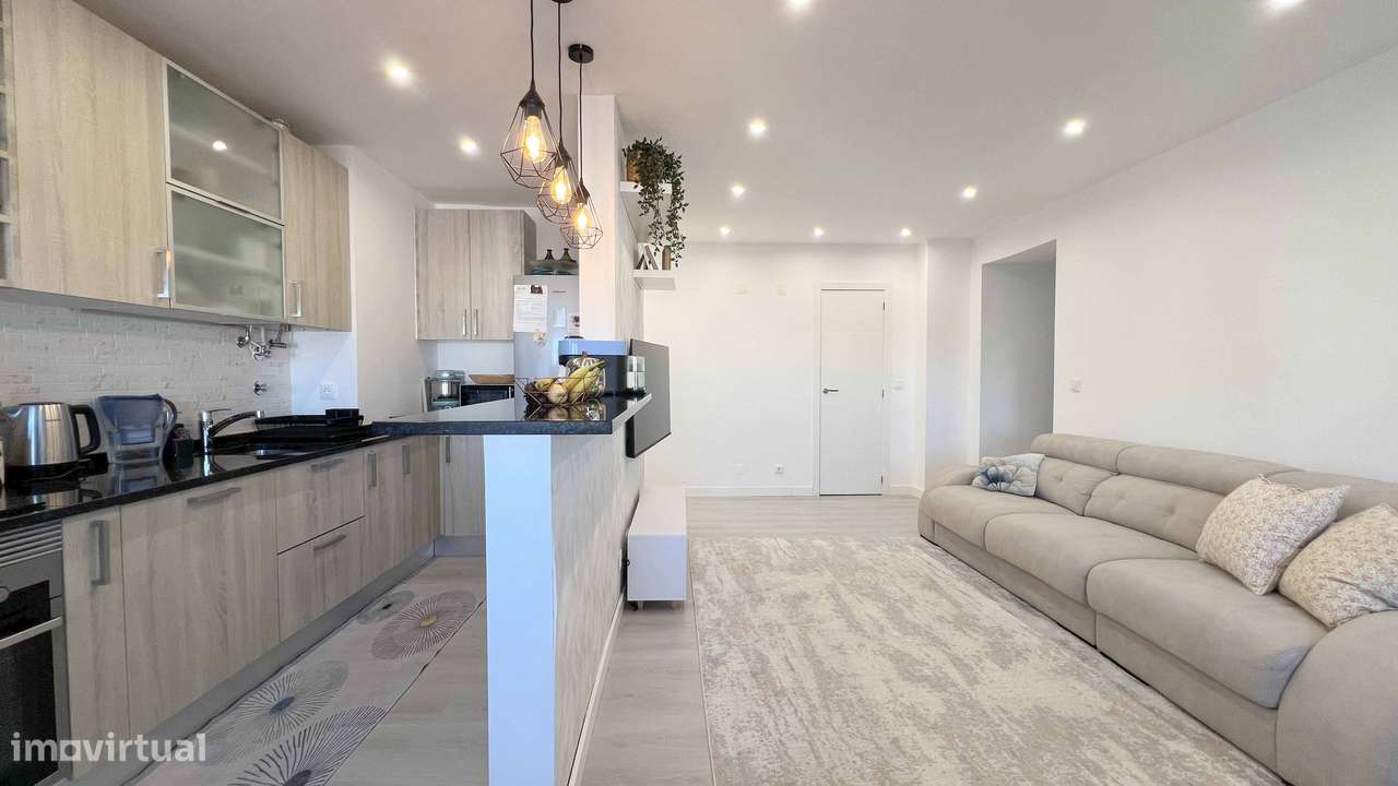 Apartamento T3 localizado em São Marcos, Lisboa-6