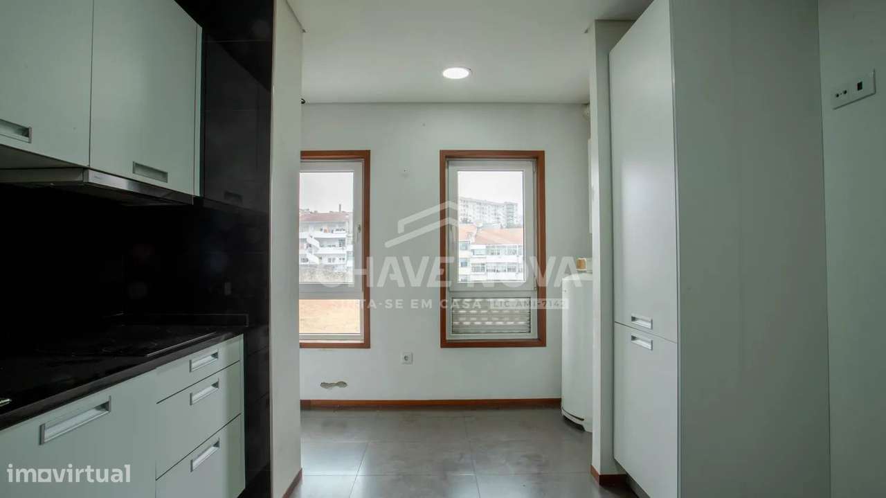 Apartamento T3 Praça das Flores - Bonfim - Porto-20