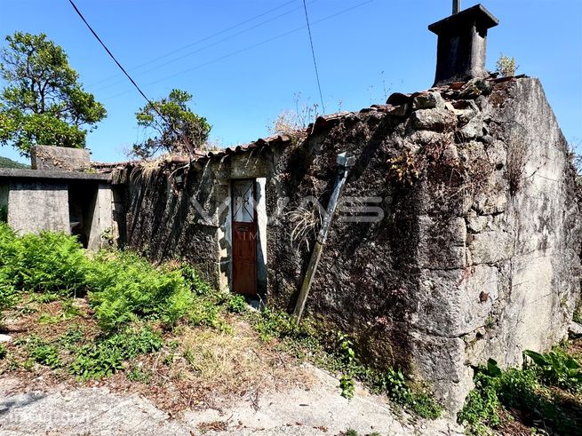 Moradia para Restaurar T0 Venda em Dossãos,Vila Verde-2