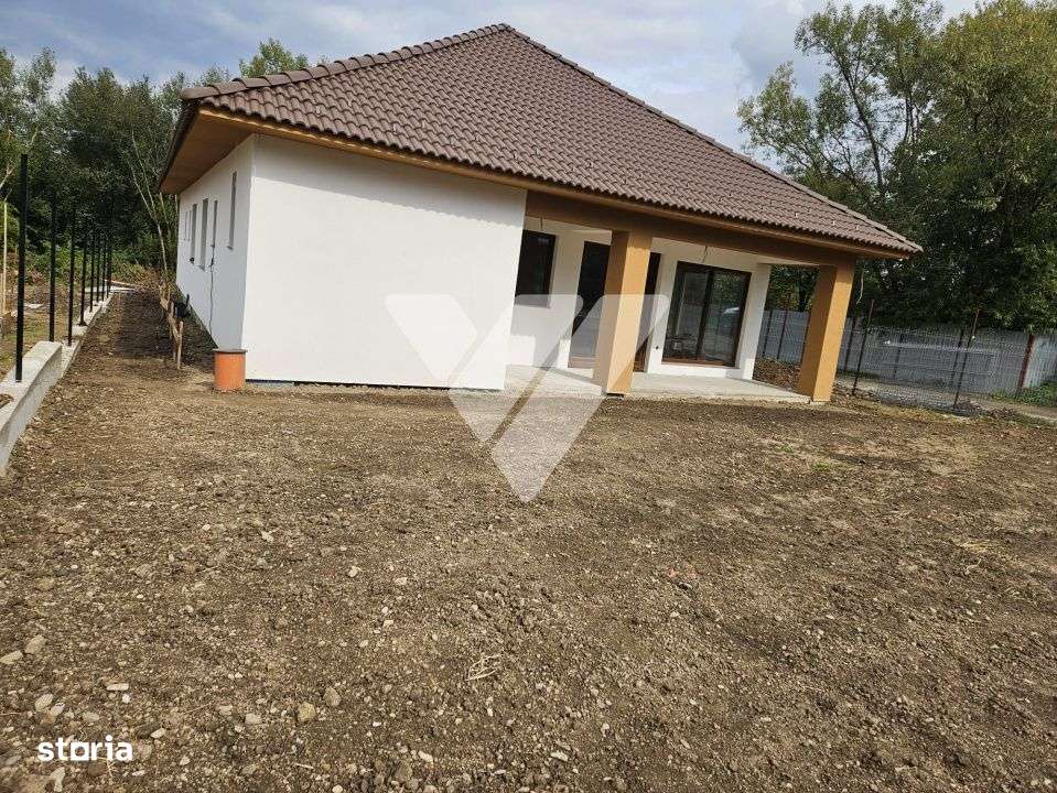 Casa inviduala 4 camere 147 mp si teren 501 mp in Tocile Sibiu - Imagine principală: 1/11