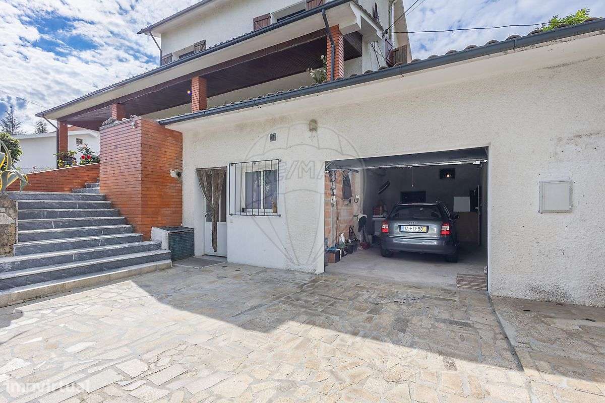 Moradia T4 para venda-45