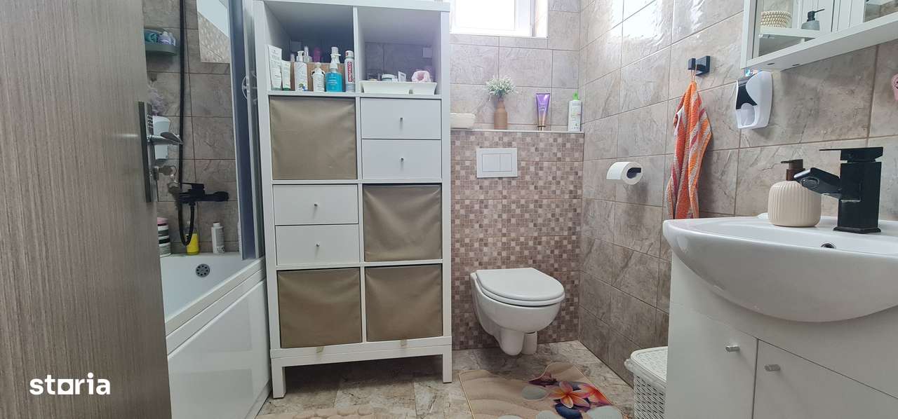 Casa mobilata si utilata in Cartier Izvor Tarlungeni Brasov - Imagine principală: 5/15