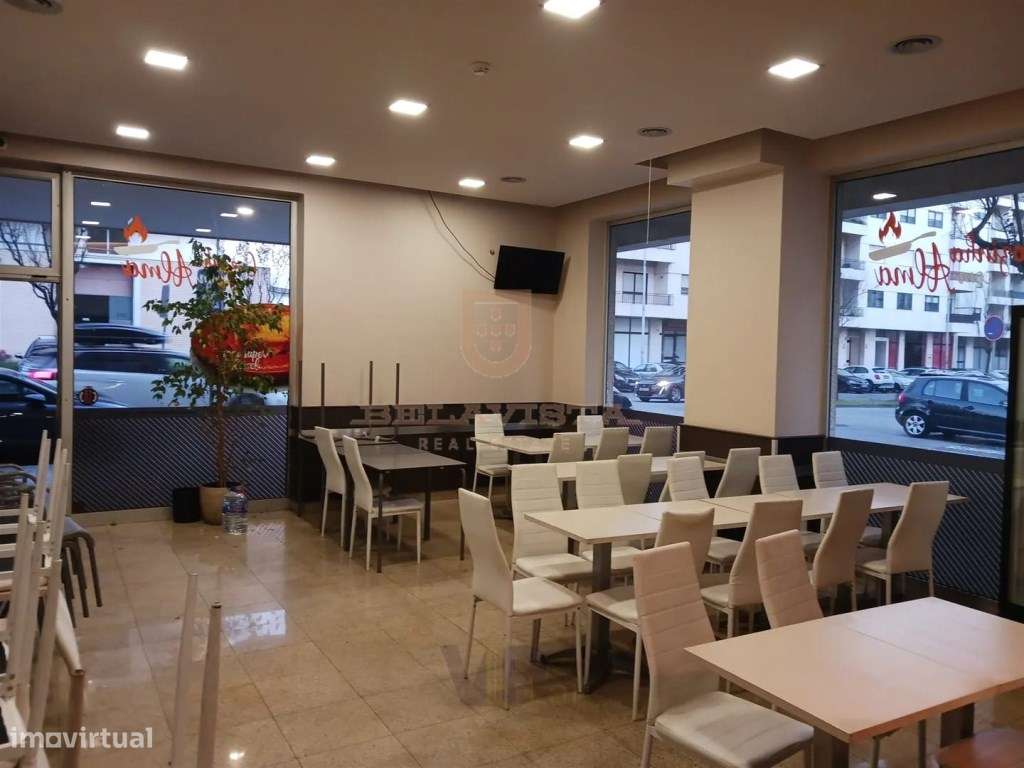 Loja / Restaurante - Ao Hospital de S João / Polo Universitário-1