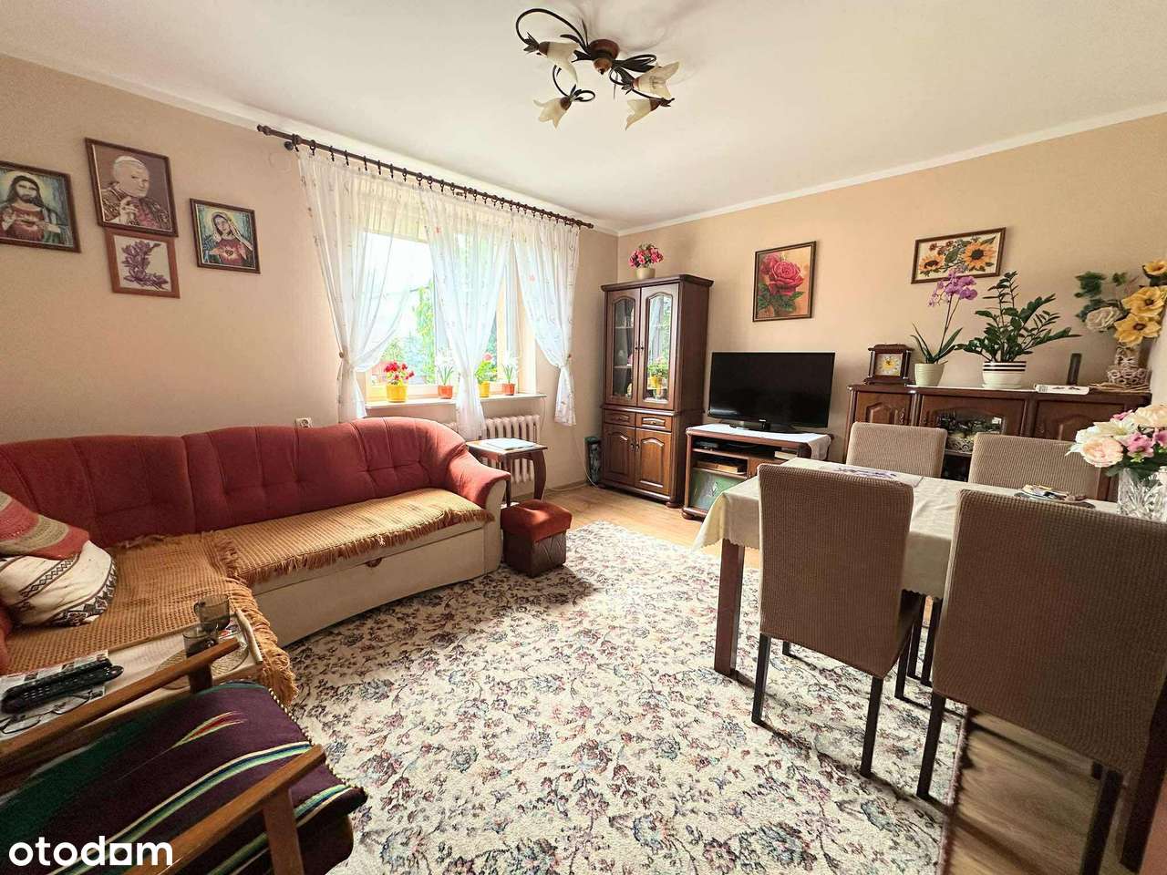 Przestronny dom w spokojnej okolicy! - Pełny obrazek: 4/15