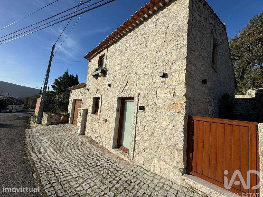 Casa / Villa T2 em Porto de Mós - São João Baptista e São Pedro de 104 - Grande imagem: 5/24