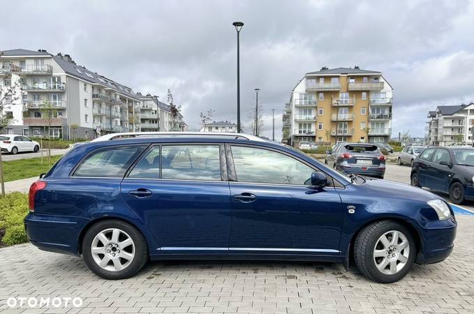 Toyota Avensis 2.0 D-4D Luna - 9