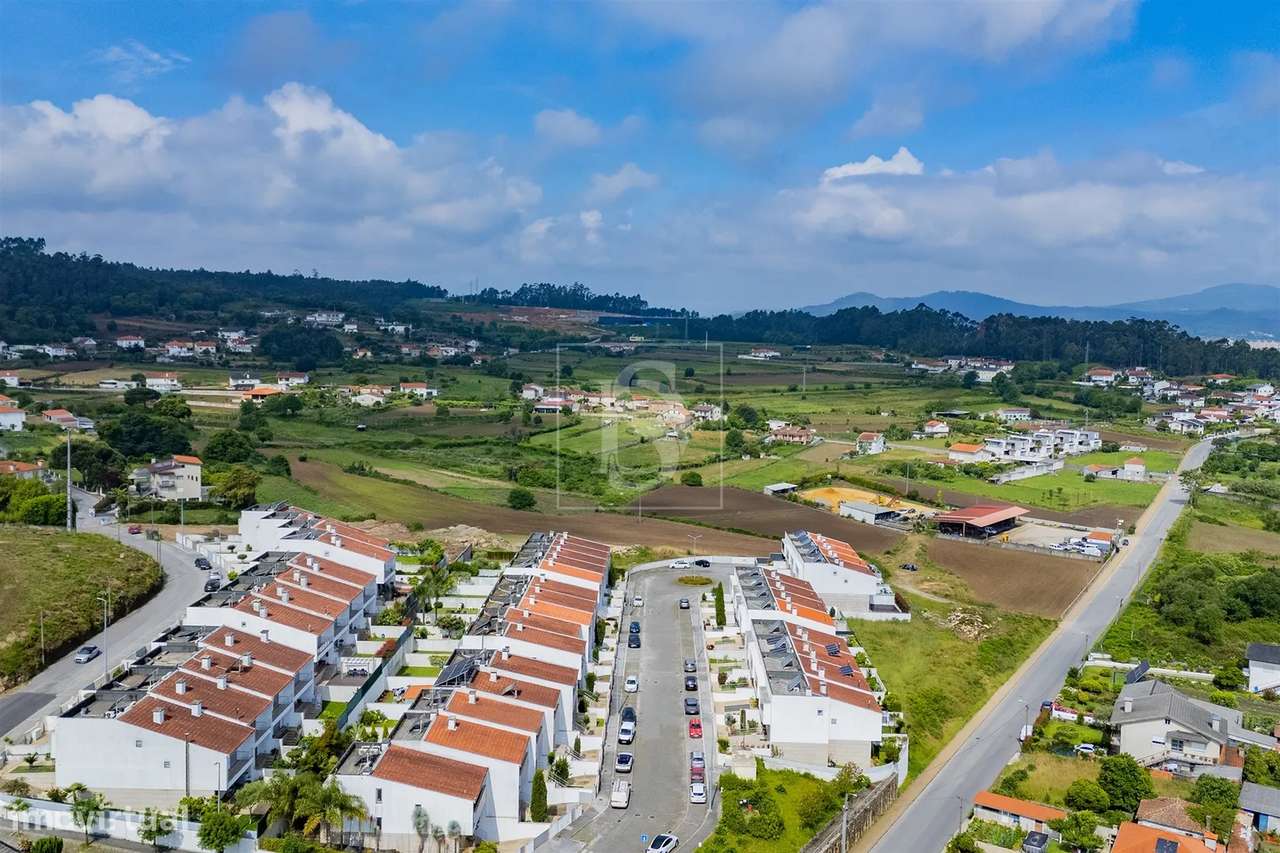 Moradia T4, Equipada e Mobilada, em Gamil, Barcelos-39