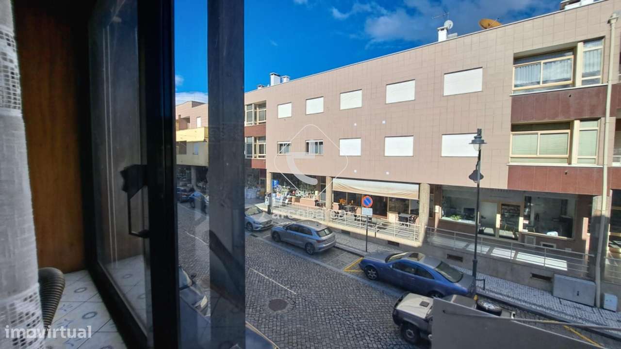 Apartamento com Terraço 40m2 de uso privado - T2+1-centro vila - Arcos-26