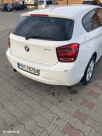 BMW Seria 1 116i - 8