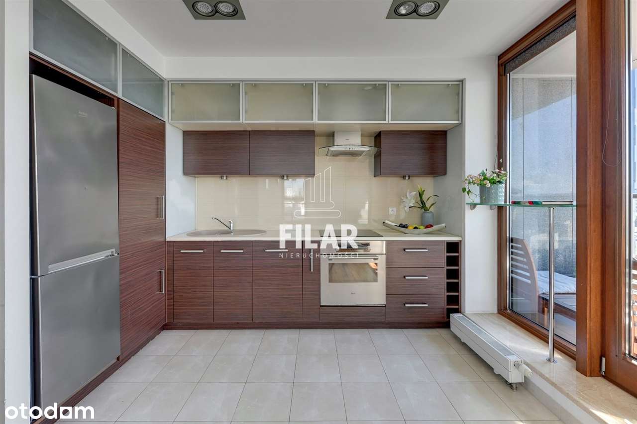 Sea Towers, komfortowe 3 pokoje z balkonem i halą-5