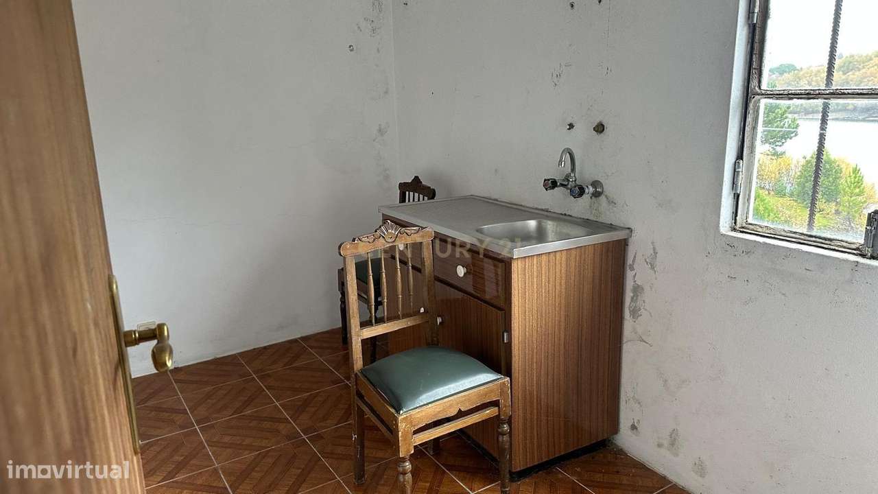 Propriedade Única no Paraíso do Gerês | Acesso Direto à Albufeira de V - Grande imagem: 5/31