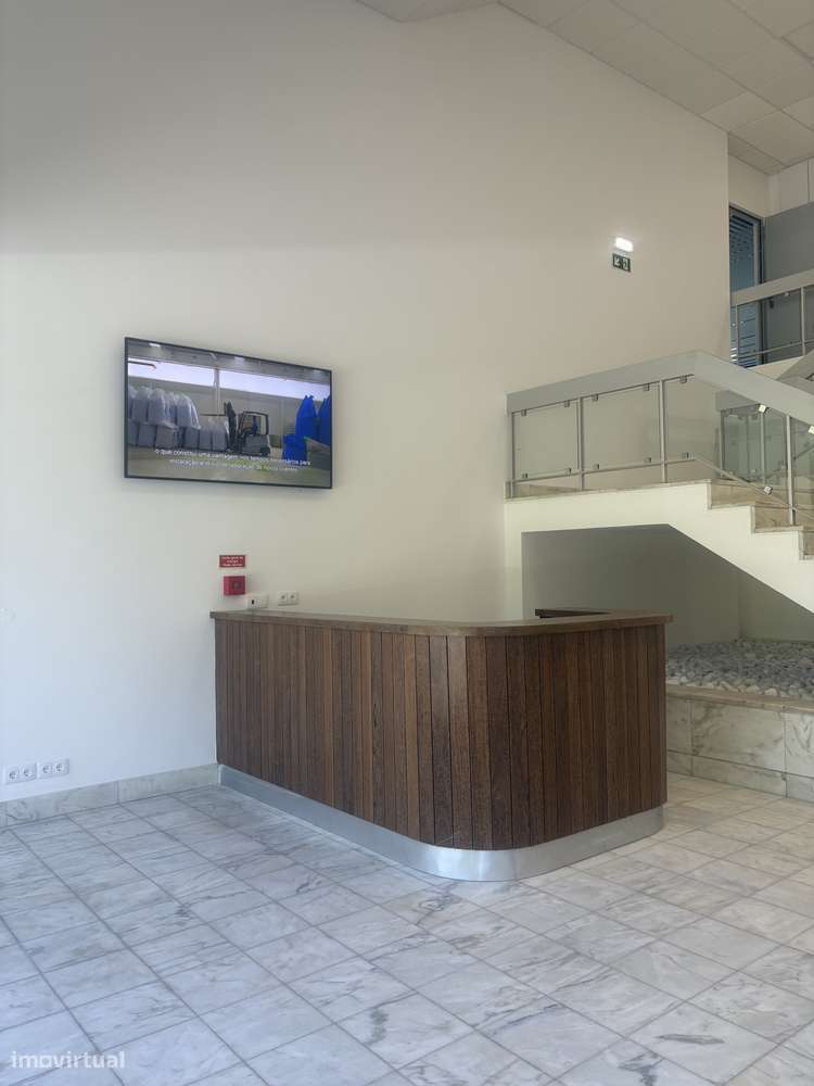 Sala de Escritórios 7111, em Setúbal de 60m2 - 10€/m2 - Grande imagem: 5/19