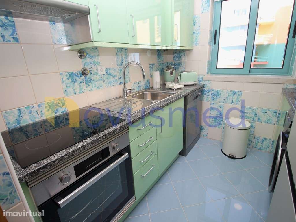 T2 na Marina de Albufeira com piscina, garagem e elevador - Grande imagem: 4/32