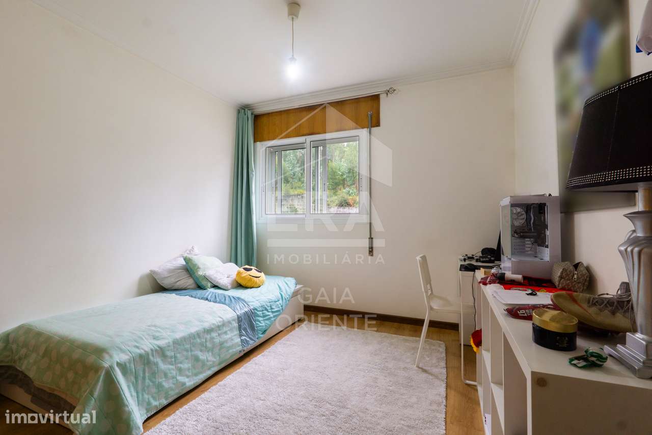 Apartamento T2+1 com Garagem em Grijó-27