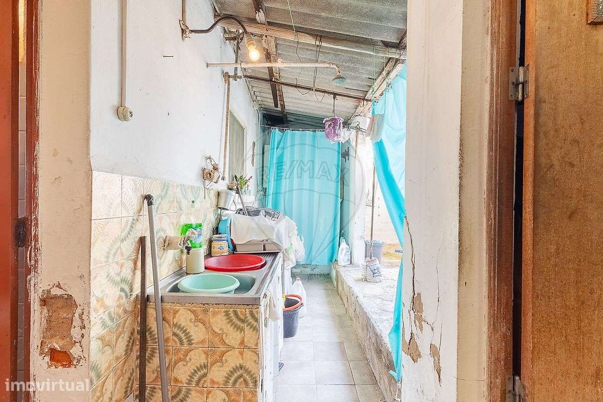 Moradia T2 para venda-13