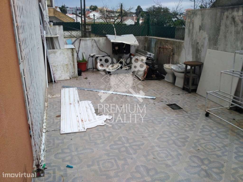 Loja r/c em Almoínha-6