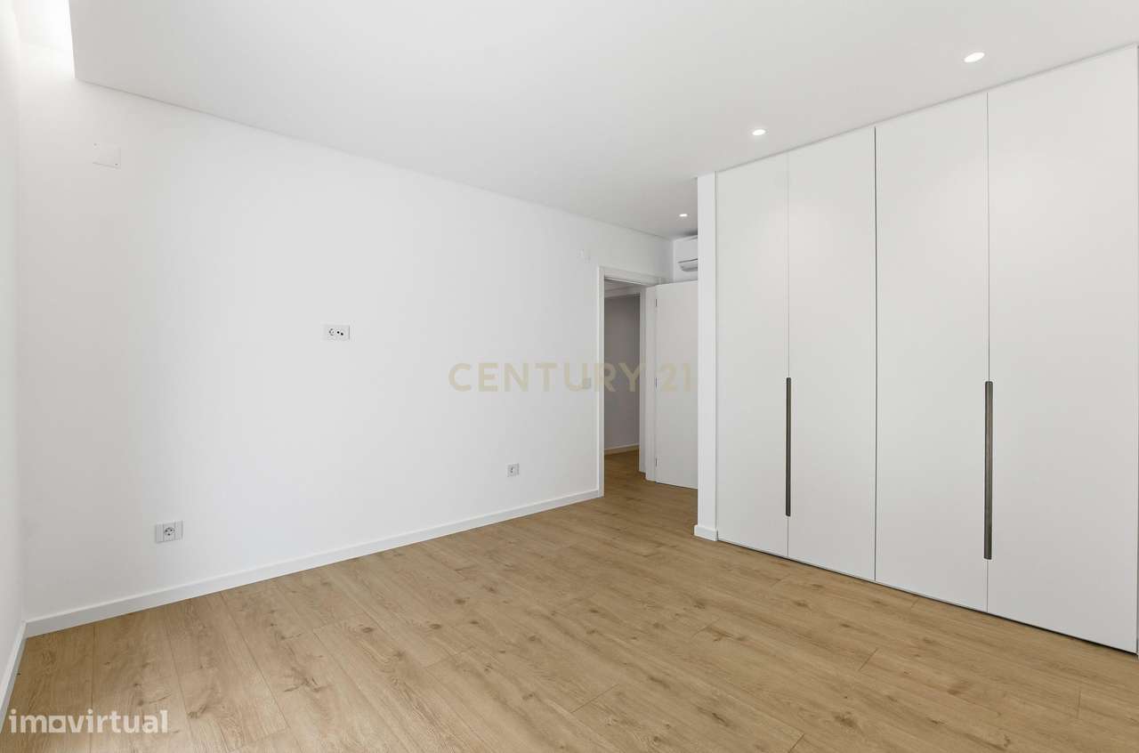 Apartamento T3 Novo com Terraço de 61m² | Parede (2 min da praia)-38