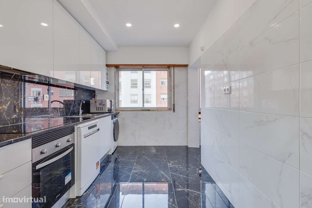 Apartamento T3 com 2 casas de banho em Agualva-21