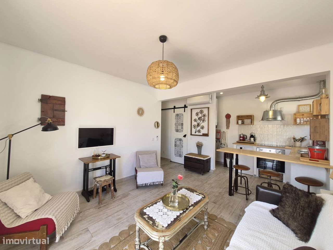 Apartamento charmoso T1+1 com amplo terraço no coração do centro histó - Grande imagem: 5/39