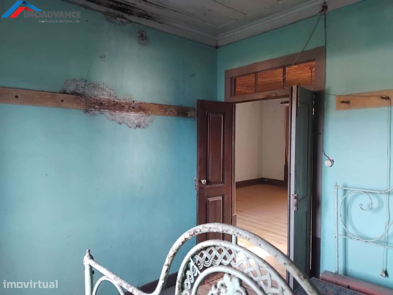 Casa centenária situada numa aldeia no concelho de Penacova, Coimbra-31