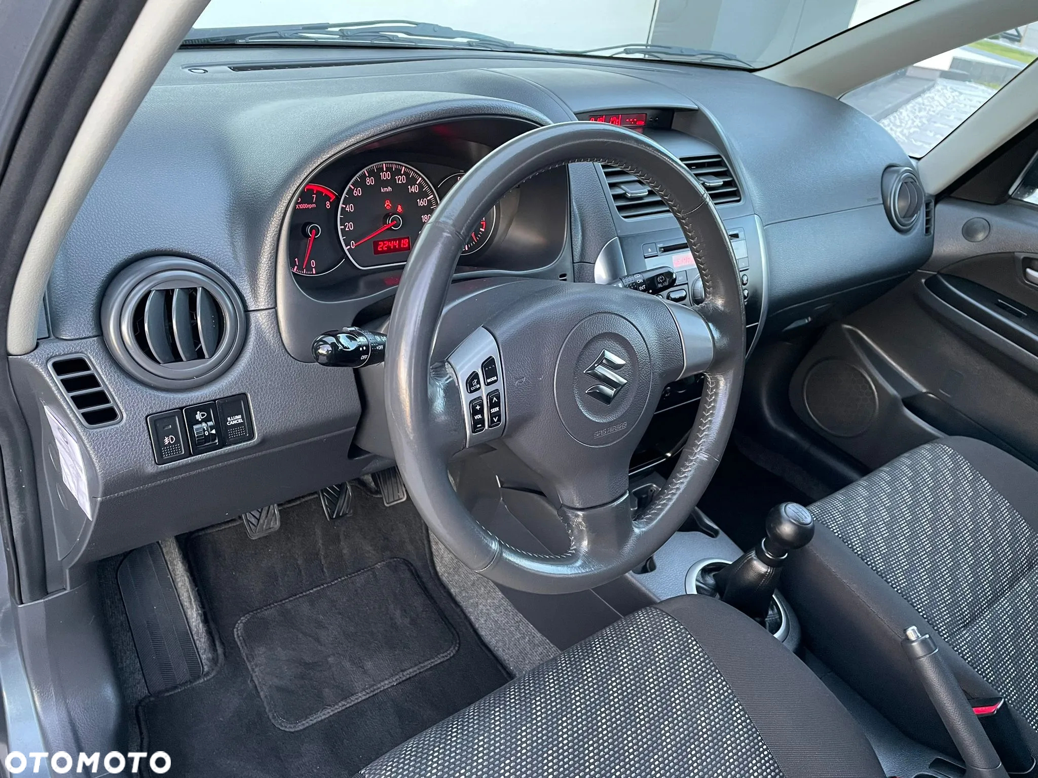 Suzuki SX4 - 13