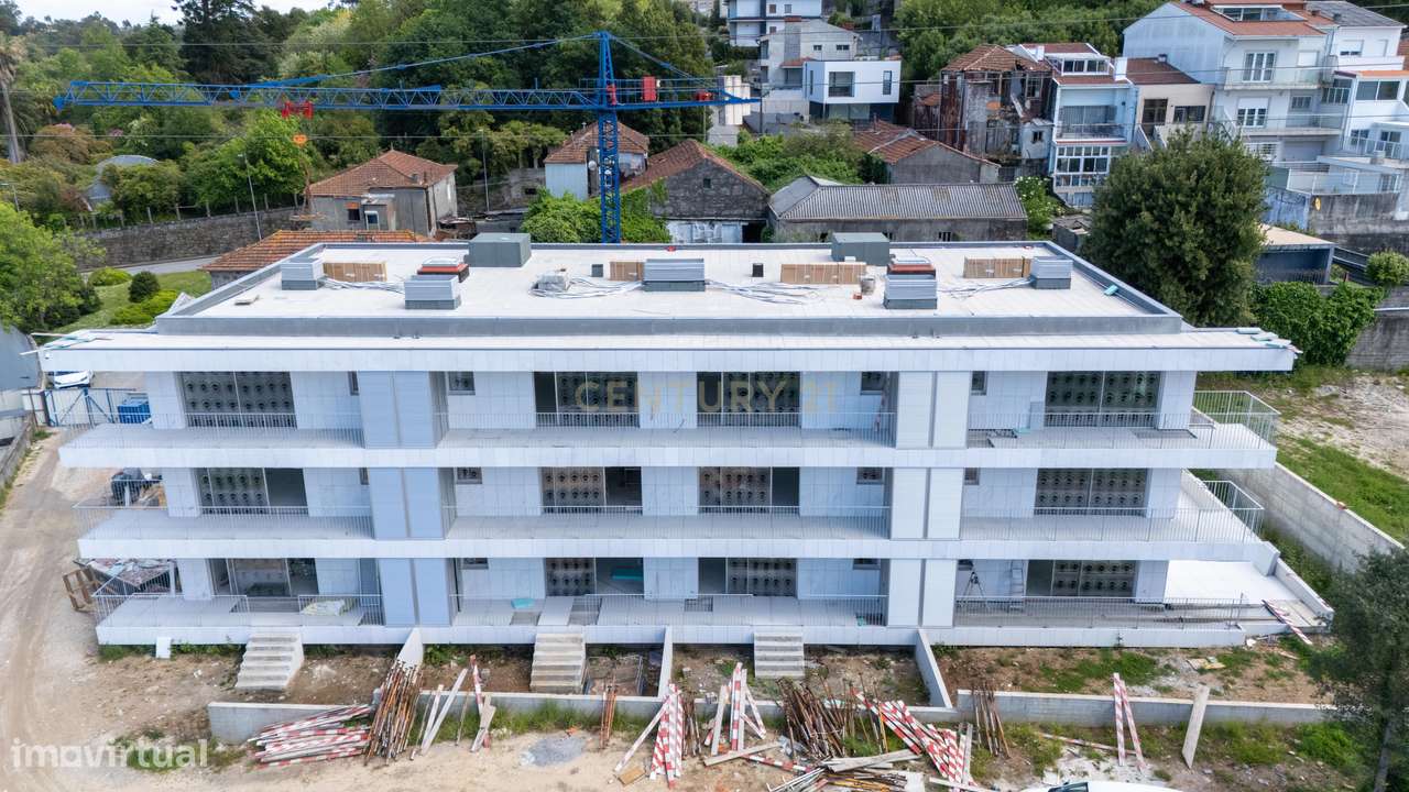 T2 Único com Terraço de 277m² | Valbom, Gondomar-27