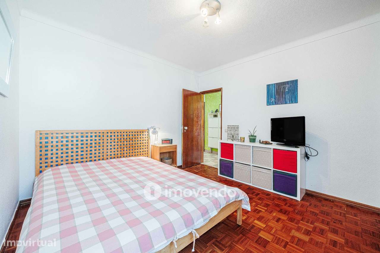 Moradia T3 mais Anexo T1 e Anexo T0 independentes, em Barcarena-29