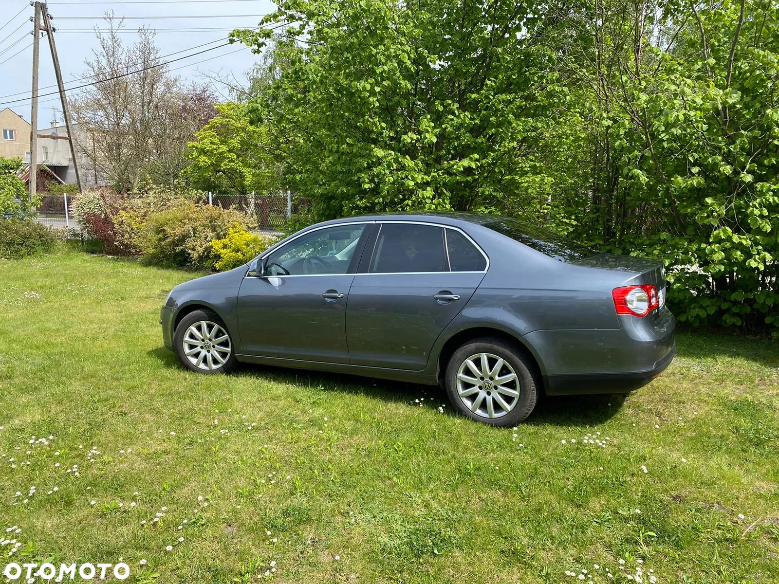 Volkswagen Jetta 1.6 TDI Comfortline - 3